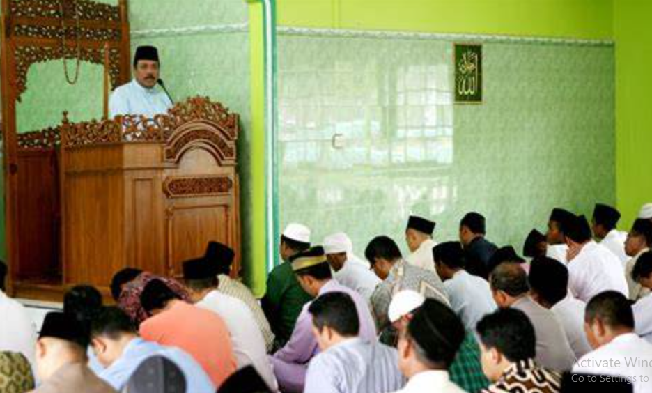 Khutbah Jumat Singkat Tentang Tak akan Masuk Surga Orang yang Miliki Hutang