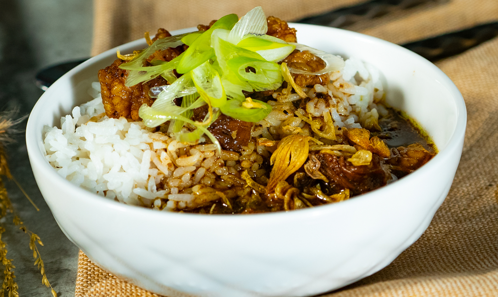 Nasi Grombyang dan Nasi Megono